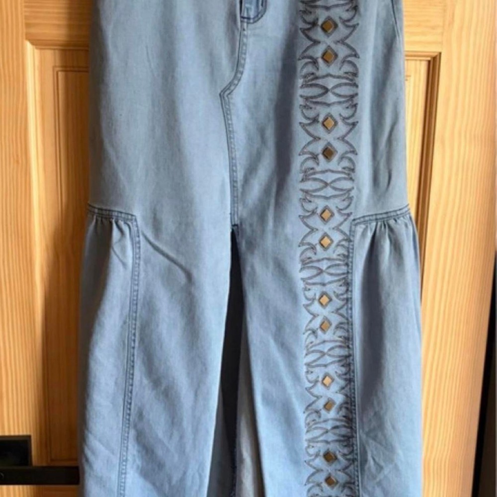 Blue denim maxi skirt with embroidered geometric pattern along the side seam Med